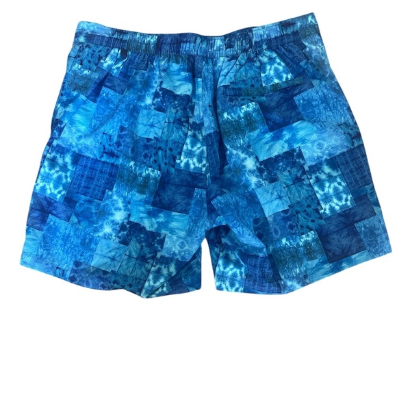Peter Millar Crown Crafted Men’s Blue Patterned Print Board Shorts Size Medium - Picture 3 of 4
